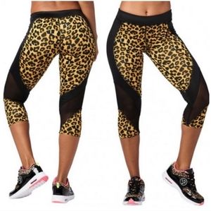 Zumba NWT La Gozadera Mesh Capri Leggings Animal Print Size S Spicy Leopard